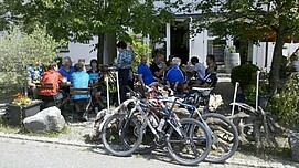 Einkehr in der Remise in Schmidsfelden.